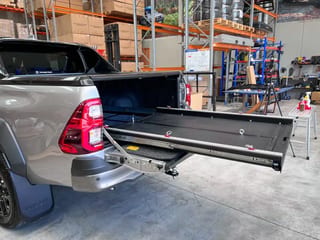 Ute Tray Sliders